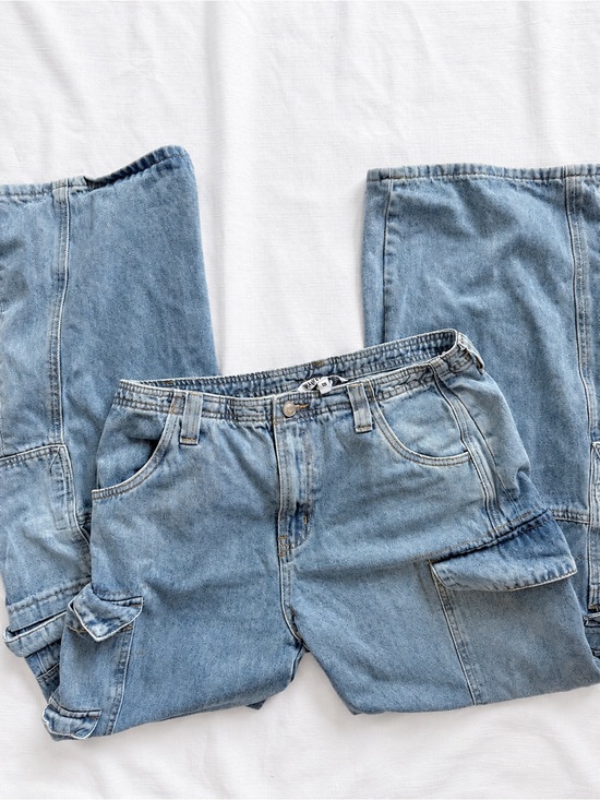 Walter Baker Denim - Walter Baker Women’s Light Wash Cargo Jeans Size 10 Wide Leg Utility Y2K Baggy